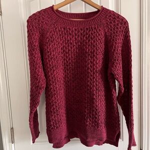 Time and Tru Textured Knit Sweater in Pink/Red/Burgundy size Large